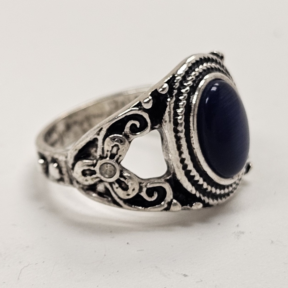 Lucky Brand Silver Ring with Deep Blue Stone - Picture 6 of 6